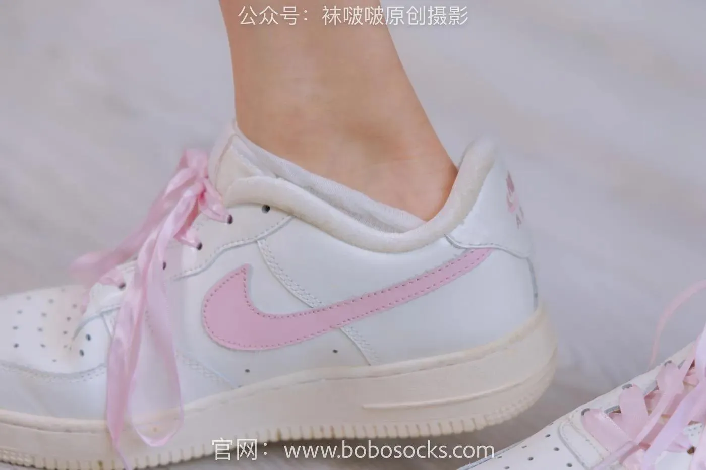 [BoBoSocks袜啵啵]NO.147 稚予-空军一号板鞋、白棉袜、体操服 [139P]插图2